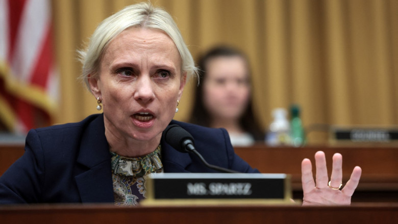 o republicana din congresul sua nascuta in ucraina spune ca administratia de la kiev ar trebui sa cedeze teritorii rusiei 67f3f0a93312d