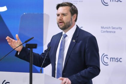 opinie jd vance datoreaza scuze romaniei spune editorialistul bloomberg marc champion 680f3331a1781