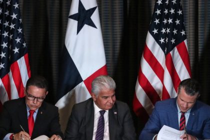 panama a acceptat acord privind desfasurarea de militari americani in apropierea canalului 67f89d25dd8e2