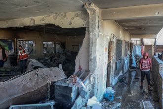 patru persoane ucise dupa un atac israelian in gaza alte 30 de persoane sunt prinse sub daramaturi 680c9861b1e1a