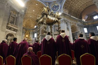 perioada scaunului vacant sede vacante si alegerea papei incalcarea secretului votului se pedepseste cu excomunicarea 68108709ec93c