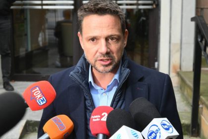 primarul varsoviei favorit pentru a ocupa functia de presedinte sondaj 67f4d78923e16