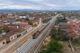 primul kilometru de cale ferata modernizat dat in circulatie pe tronsonul lugoj timisoara 67fe5a76718b4