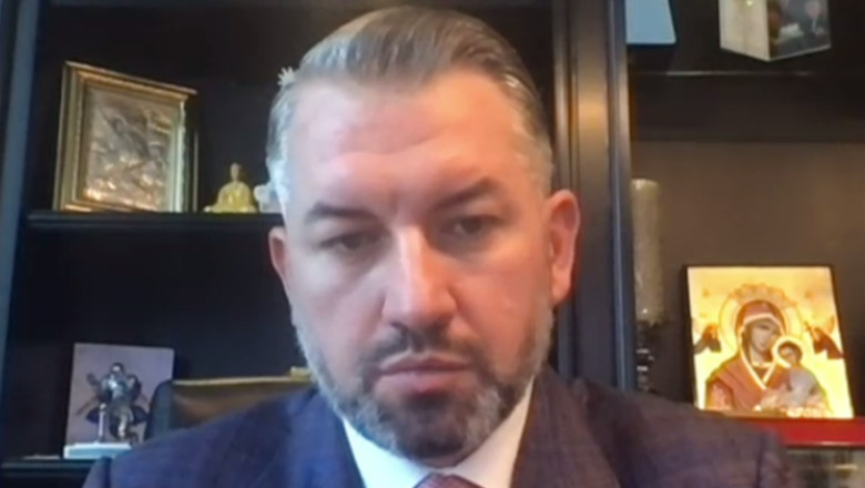 reactiile psd pnl si usr dupa declaratiile lui sprinceana caciu sunt afirmatii private ar fi trebuit sa stea in banca lui 67f3b304bf822