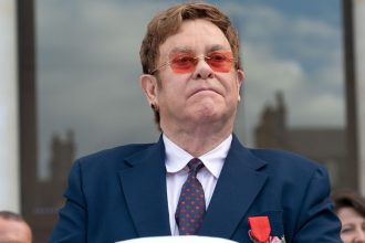rusia declara fundatia elton john sida indezirabila 67eeb1b028a20
