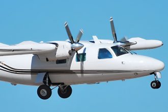 sase persoane au murit in urma prabusirii unui avion de mici dimensiuni in statul american new york 67fd2eaca6c34