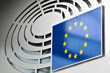 sua amenzile impuse de ue companiilor apple si meta sunt o noua forma de extorcare economica 680a65e501651