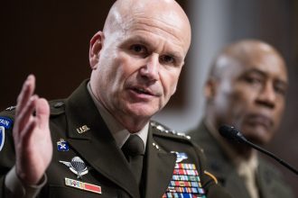 sua ar trebui sa si mentina actuala prezenta militara in europa spune comandantul trupelor nato de pe continent 67f5f32d92856