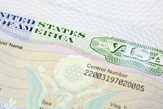 sua niciun fel de viza sau carte verde pentru postarile cu caracter antisemit 67f6d41d6d591