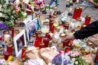 tanar de culoare impuscat mortal de un politist german raportul medico legal arata ca a gloantele au fost trase din spate 680b16eebe7a8