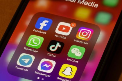 tiktok si meta au publicat rapoarte despre romania si perioada alegerilor milioane de like uri false si zeci de mii de conturi de spam 67ec5136449e0