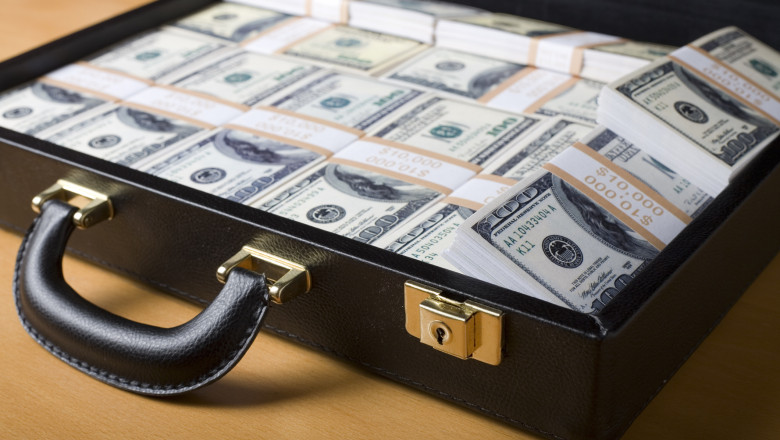 tot mai multi americani bogati isi deschid conturi bancare in elvetia si vor cetatenie europeana este un plan de rezerva 68048fc1e472b