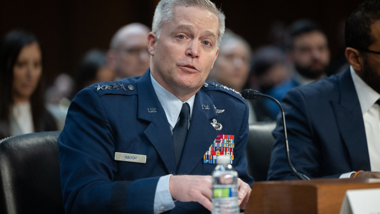 trump i a demis pe directorul agentiei nationale de securitate nsa a sua si pe adjunctul sau 67ef7c6c3c493