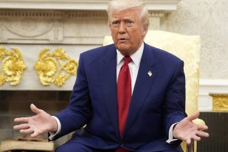 trump nu vrea o intrerupere a tarifelor dar a spus ca va negocia cu anumite state vor fi acorduri corecte 67f43f2d6e8a9