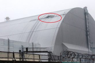 ucraina cauta solutii pentru a repara structura de izolare a centralei nucleare de la cernobil avariata dupa un atac cu drone rusesti 67fb9231285c3