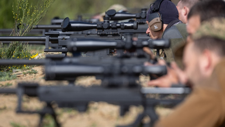 ucraina lanseaza o platforma militara pentru achizitia de arme cu puncte castigate pe front va fi amazonul armatei 681054adbe81d
