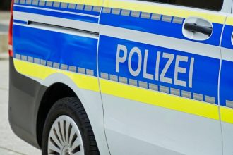 un adolescent german acuzat ca a produs un agent mortal de razboi biologic in podul casei 68013a9cc6572