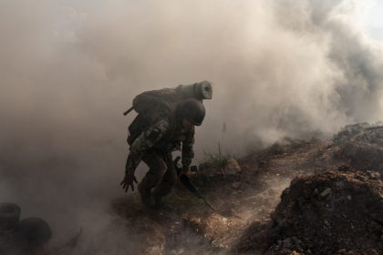 un comandat rus ii promite lui putin ca va distruge in curand ramasitele imprastiate ale armatei ucrainene din kursk 680e19f11d8b0