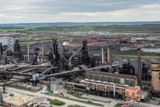 un efect neasteptat al schimbarilor tarifare impuse de donald trump marea britanie nationalizeaza ultima sa fabrica de otel 68054b453fe85