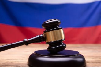 un tribunal din rusia a condamnat un tanar la 14 ani de inchisoare ce acuzatii i au adus procurorii 67ee8e8843e36