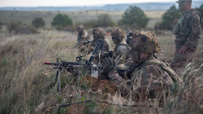 ungaria peste 5 000 de persoane s au alaturat rezervistilor fortelor armate in ultimele zece luni ritm de recrutare fara precedent 67f52d10e4291