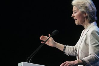 ursula von der leyen il ataca pe trump nu ne pedepsim vecinii discurs dur despre tarifele impuse de sua 6811a2bde94e5