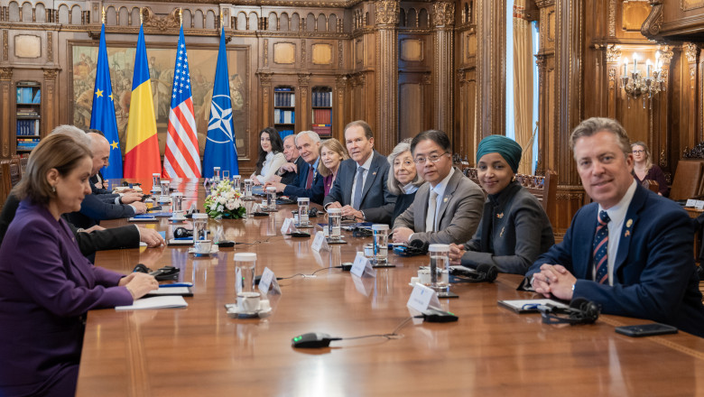 video ce au discutat congresmenii americani cu ilie bolojan la intalnirea de la cotroceni 67fe5ea8ebff7