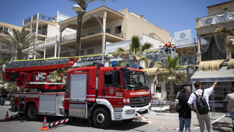 video cel putin 15 morti in republica dominicana dupa ce acoperisul unui club de noapte s a prabusit un artist de merengue printre victime 67f53418b4983