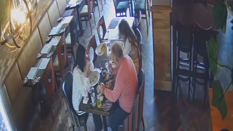 video cum a incercat un cuplu sa scape de nota de plata la restaurant au fost dati de gol de imaginile de pe camerele de supraveghere 67f8e5d0eec6f