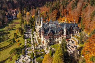 video decizia luata de castelul peles dupa ce a fost inchis partial din cauza unei avarii la reteaua de apa e la fel de frig ca afara 67ebdac725b19