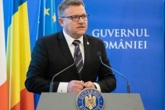 video fostul ministru al muncii marius budai internat dupa ce i s a facut rau la volan 67ebc12ab46fb