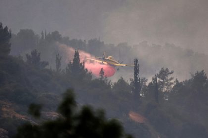 video incendii in apropiere de ierusalim drumuri blocate si mai multe localitati evacuate 68121eda6a514
