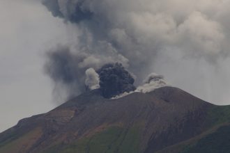 video mae atentionare de calatorie pentru filipine a erupt vulcanul kanlaon 67f546d8e169a