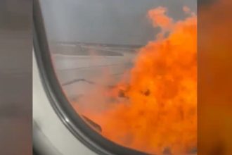 video panica pe un aeroport din florida motorul unui avion delta cu aproape 300 de oameni la bord a luat foc inainte de decolare 680754c94def1