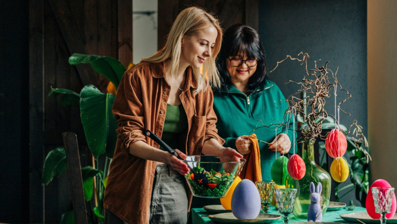 video pastele in ungaria vs pastele in romania cat costa si ce ofera statiunile balneare din cele doua tari 67f9fde558949