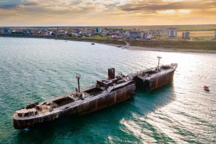 video plaja de la costinesti va fi extinsa si protejata de diguri lucrarile vor dura doi ani 67ebdad3c0093