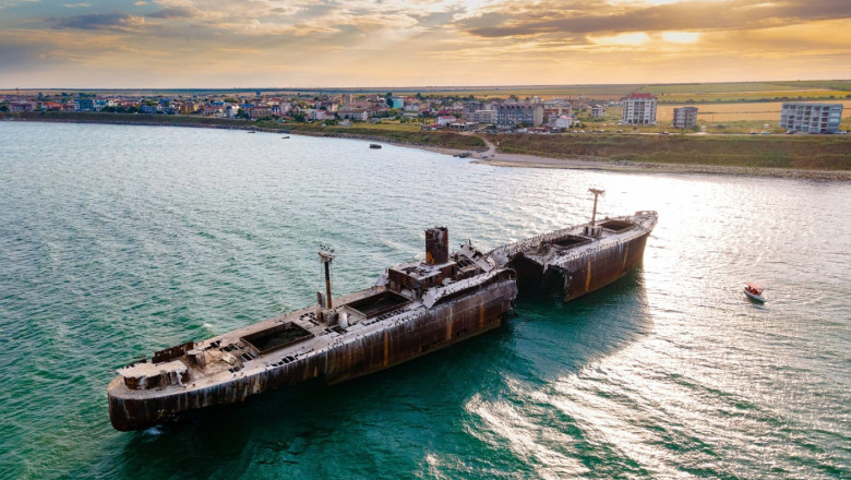 video plaja de la costinesti va fi extinsa si protejata de diguri lucrarile vor dura doi ani 67ebdad3c0093