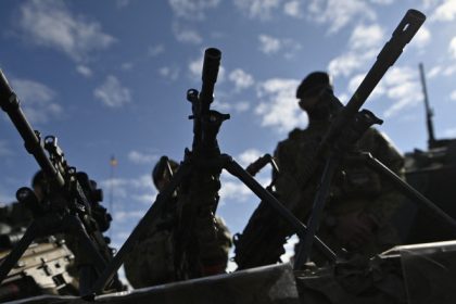 video puscasii marini spanioli in misiune in romania cum arata echipamentele speciale cu care a actionat subgrupul tactic iberic 67f4b0dd4ebb1