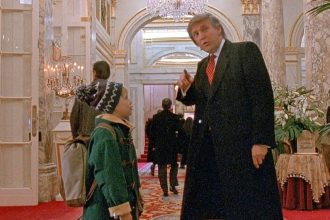 video regizorul home alone 2 spune ca se teme ca va fi deportat daca taie din film celebra scena in care apare donald trump 6807c3a0d202d