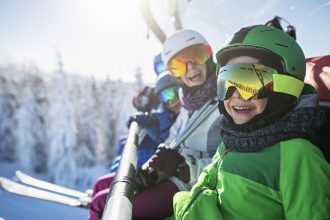 video romania magnet pentru turistii straini care este destinatia preferata de iarna a celor care ne viziteaza tara ne place aici 67ebc1d4b0931