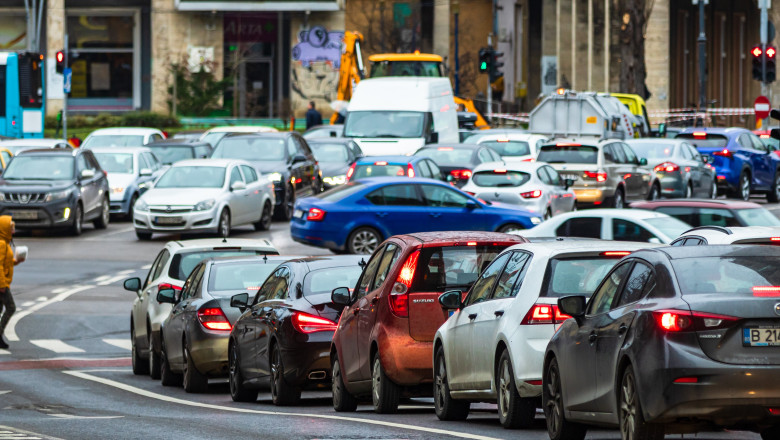 video schimbari majore pentru soferi in ue se introduce permisul digital scade varsta pentru condus si se vor face evaluari periodice 67ebd75a71b41