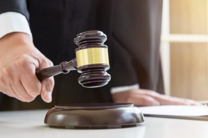 video taierea pensiilor speciale ale magistratilor amanata de parlamentari pana dupa alegeri scandal la comisia de munca din senat 680f6be45739d