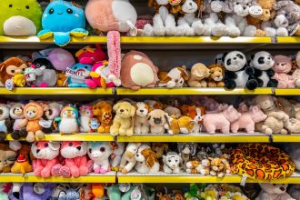 video ue interzice jucariile cu substante periculoase ce prevede noul regulament si cum vor fi eliminate produsele toxice din import 67fcbaa843cf5