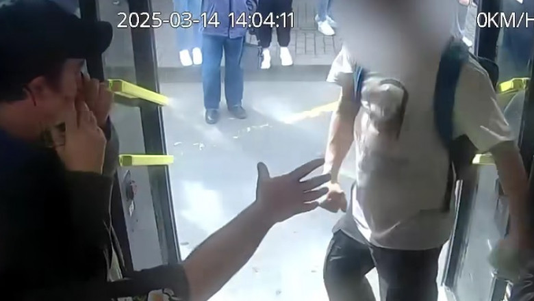 video val de incidente violente in transportul public soferi agresati autobuze si tramvaie vandalizate imagini cu cele mai recente cazuri 67ec09de5461c