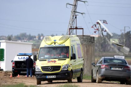 video vreme extrema in spania trei morti si mai multi raniti in urma furtunii nuria care a lovit sudul tarii 67f0dbfd24ed7