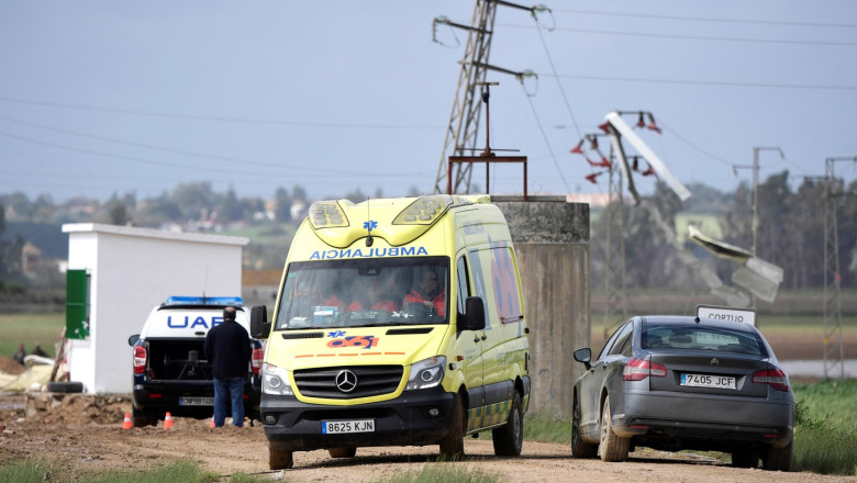 video vreme extrema in spania trei morti si mai multi raniti in urma furtunii nuria care a lovit sudul tarii 67f0dbfd24ed7