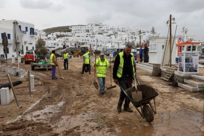 videofoto dezastru pe insulele grecesti rauri de namol pe strazi si taverne distruse 67efdedd33318