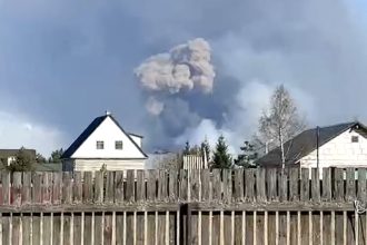 videofoto explozie uriasa la un depozit de munitie in apropiere de moscova cel putin doua localitati din zona au fost evacuate 6807cc410231b