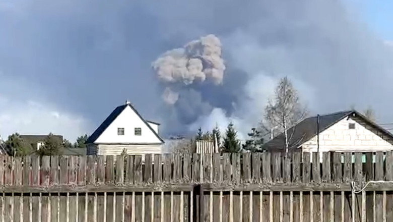 videofoto explozie uriasa la un depozit de munitie in apropiere de moscova cel putin doua localitati din zona au fost evacuate 6807cc410231b