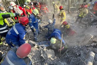 zelenski isi anuleaza o parte a vizitei in africa de sud dupa atacul rusesc cu rachete si drone asupra kievului 680a05cda05ec